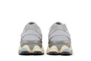 Tênis New Balance 9060 Pink Granite Silver Metallic Silver Cinza